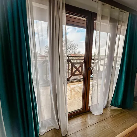 Отель Banderitsa And Casino 3*