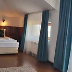 Banderitsa And Casino 호텔 3*