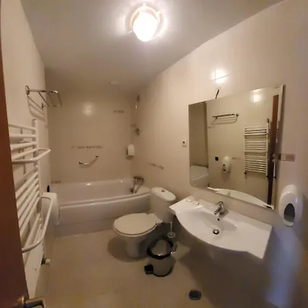 Banderitsa And Casino Hotel