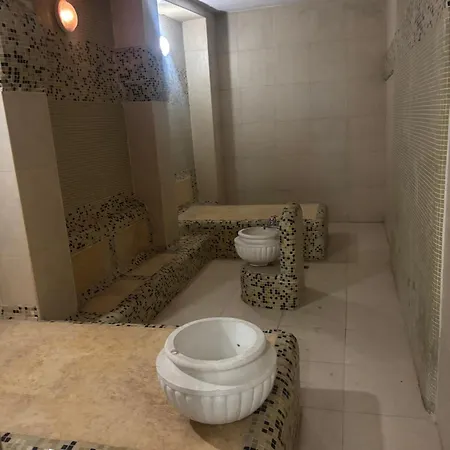 Banderitsa And Casino Hotel